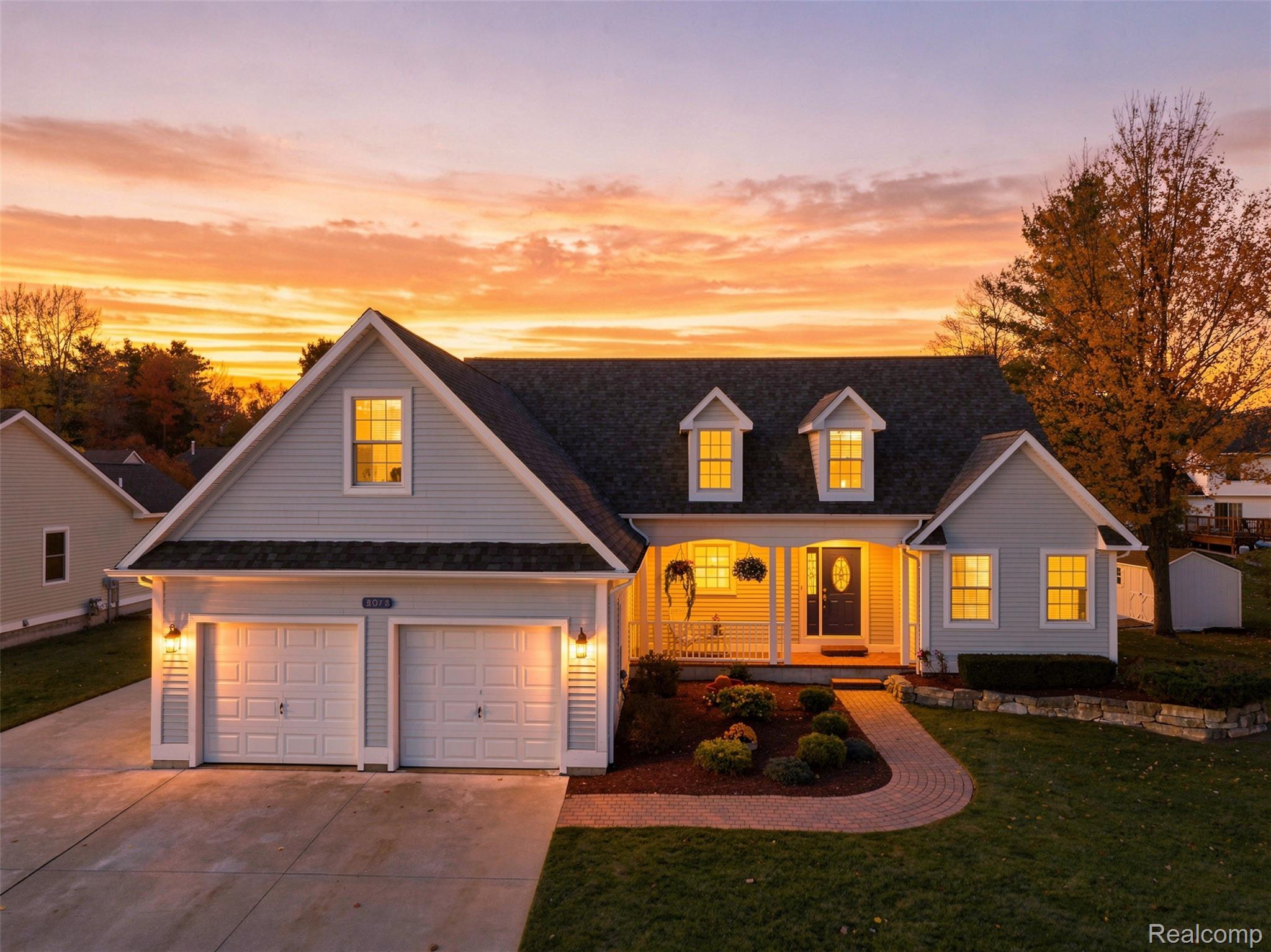 2074 Edward Ln. W. Lane