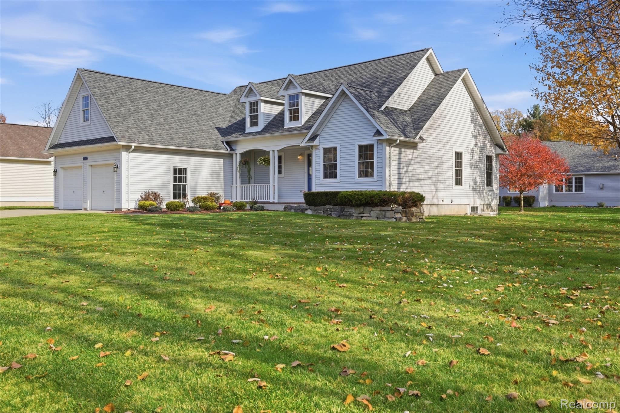 2074 Edward Ln. W. Lane