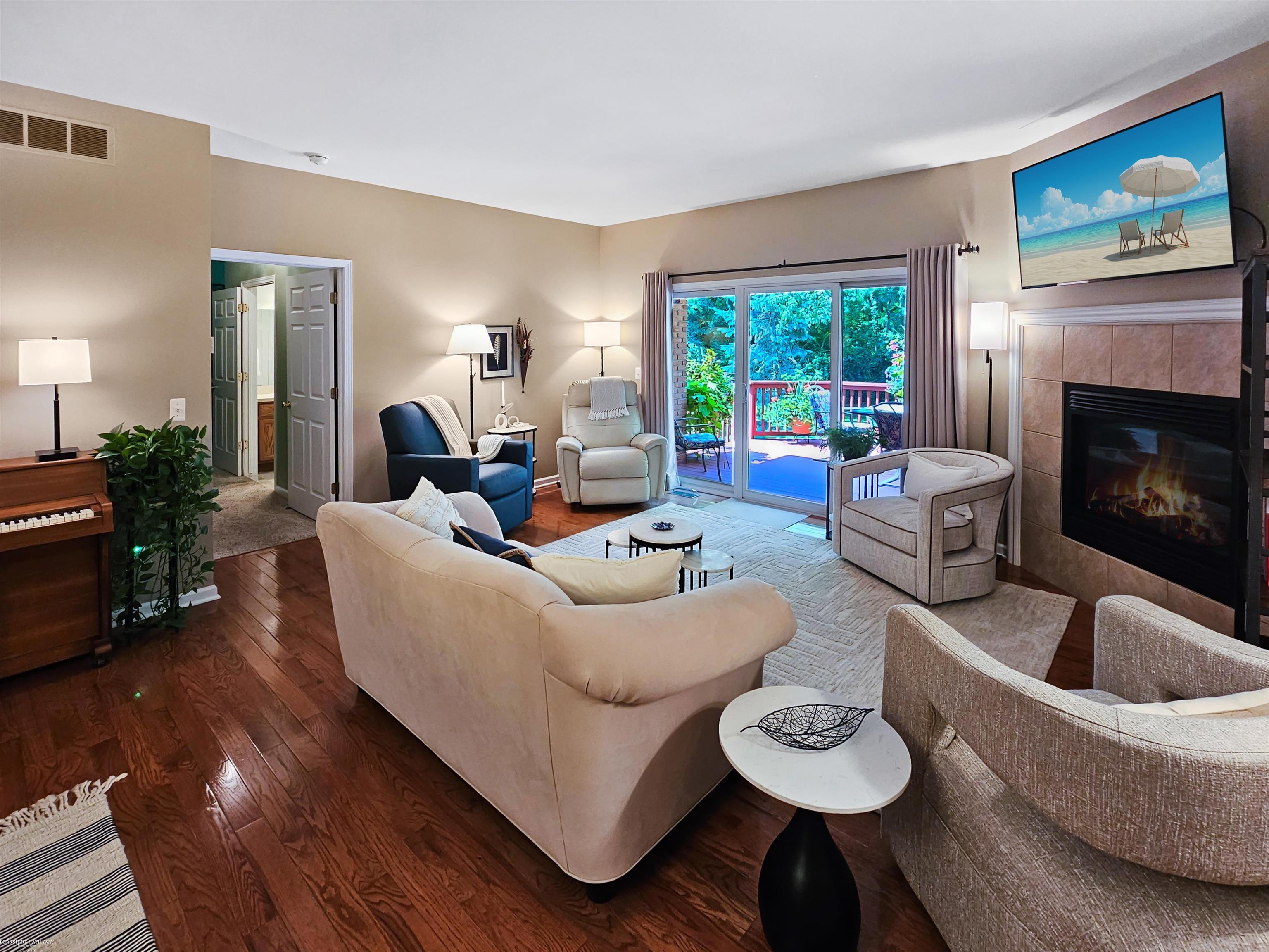 56643 Longhorn Drive