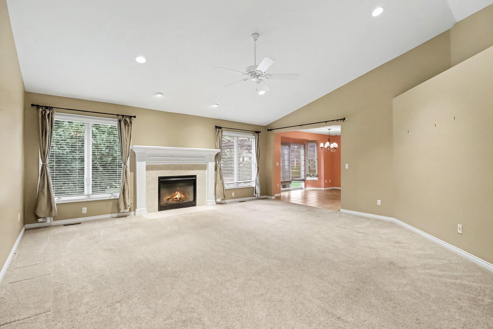 39138 Casimira Avenue