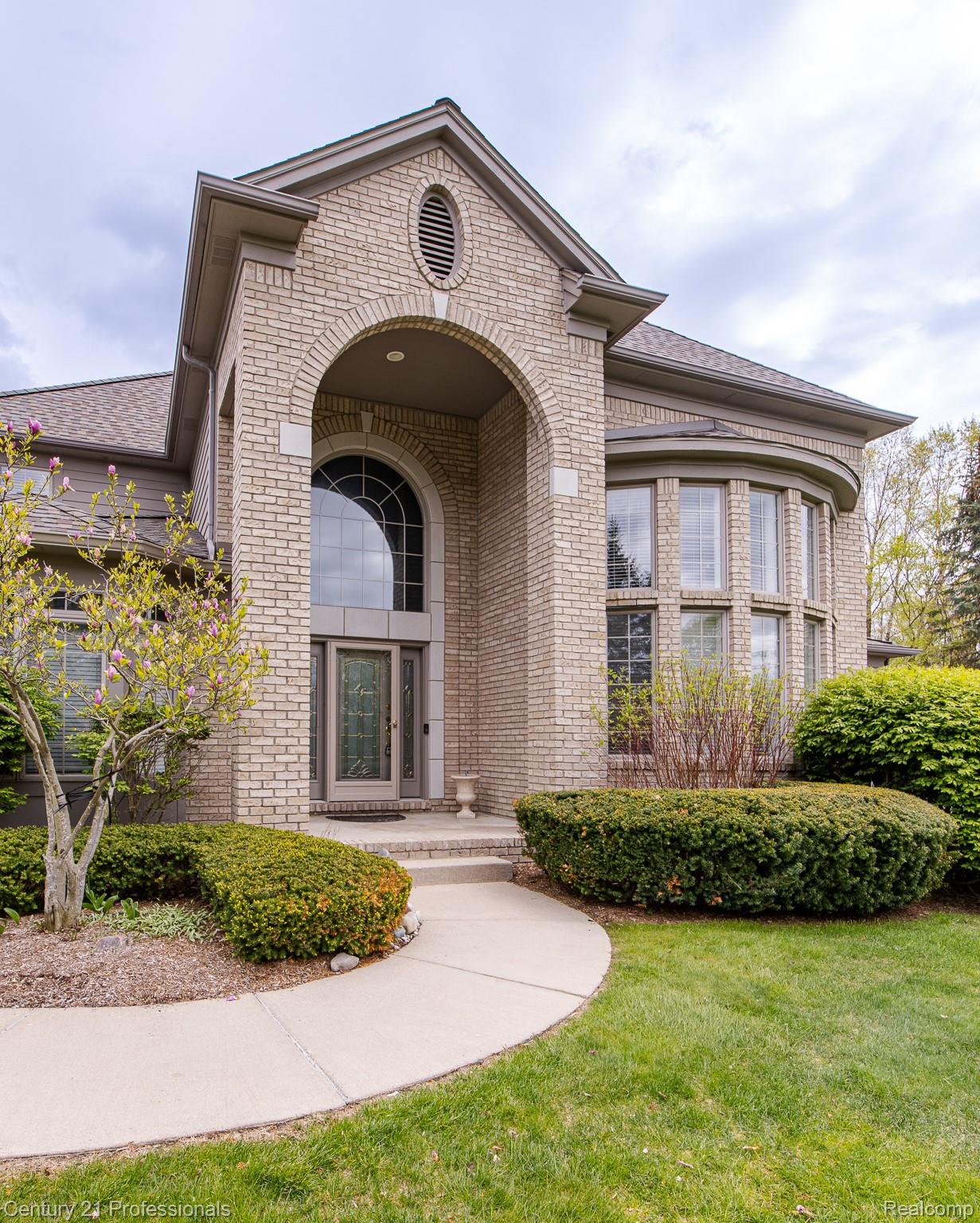 6410 Enclave Drive