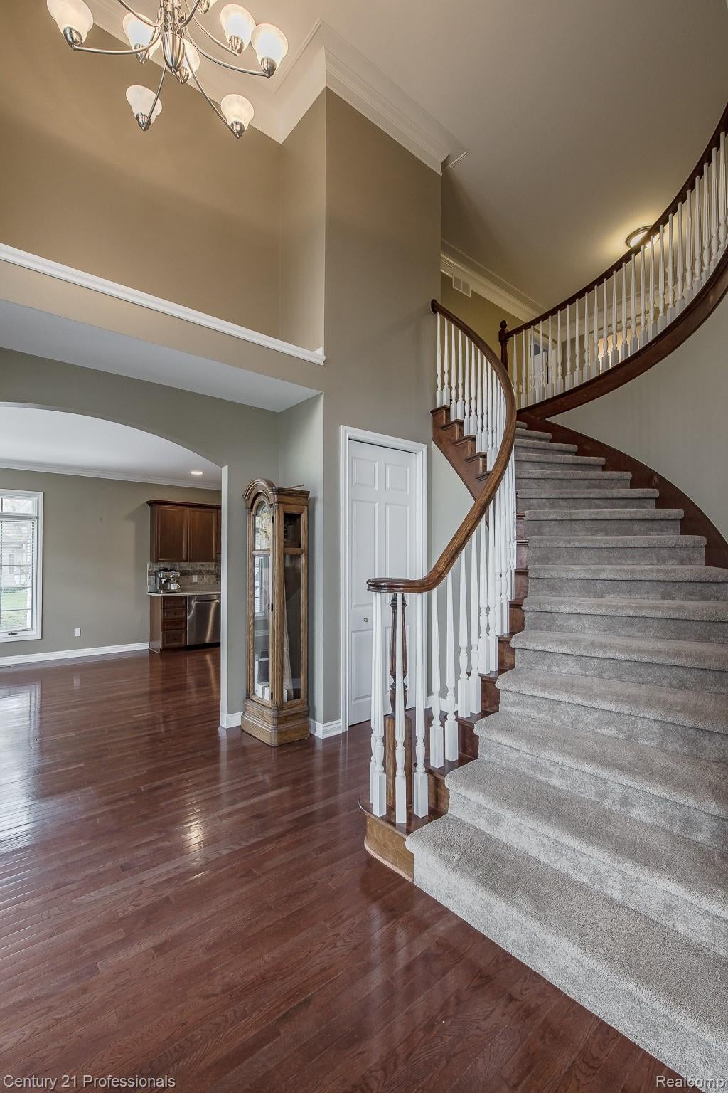 6410 Enclave Drive