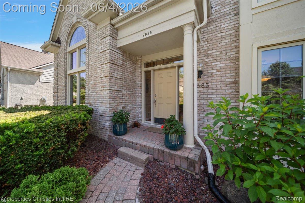 2685 Elizabeth Lane