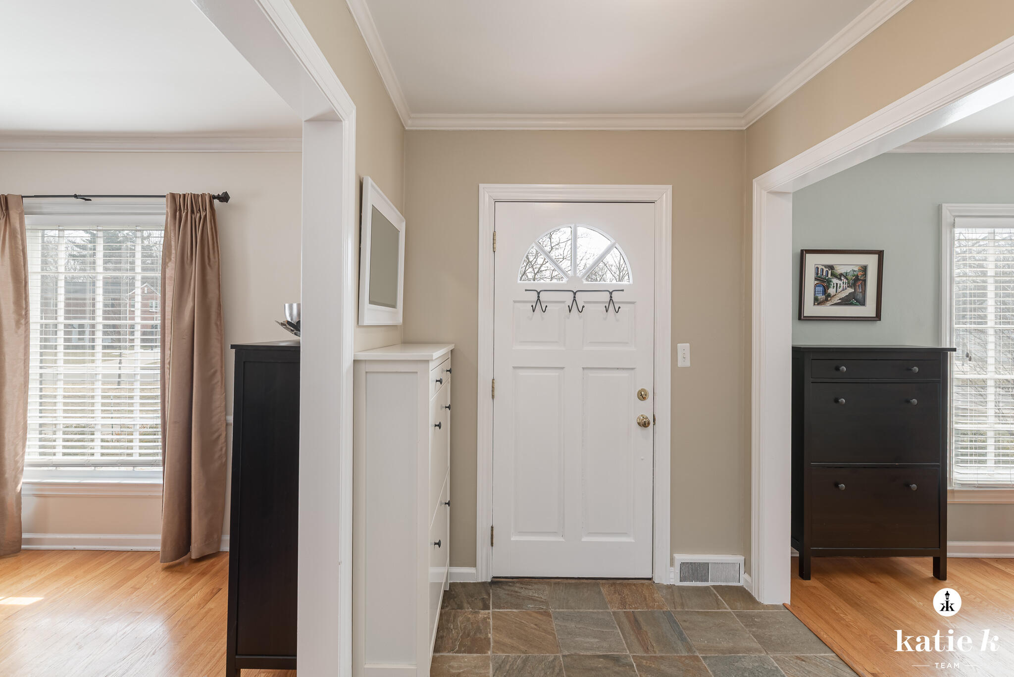 2437 Elmwood Drive SE