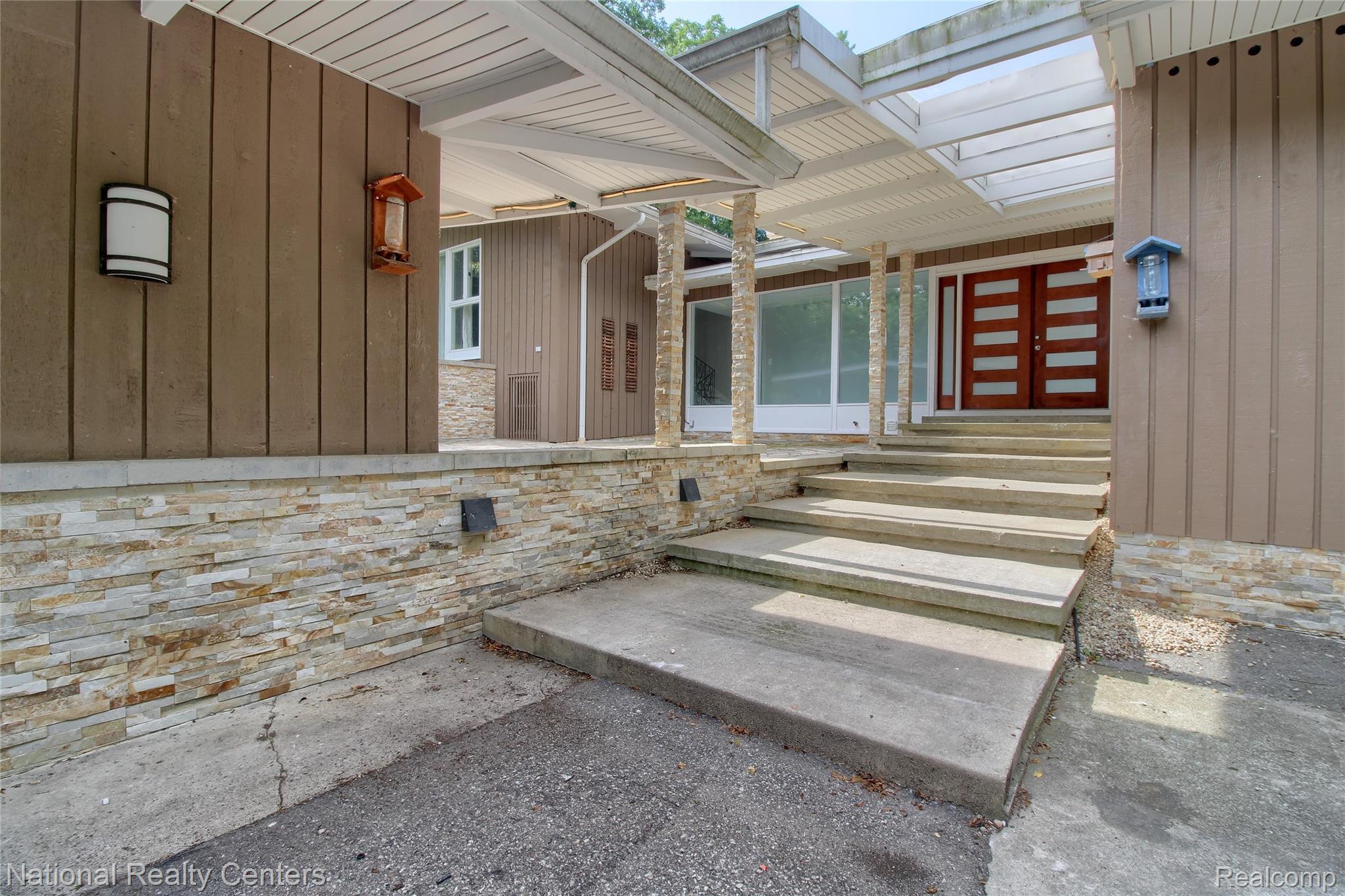 341 Corrie Road