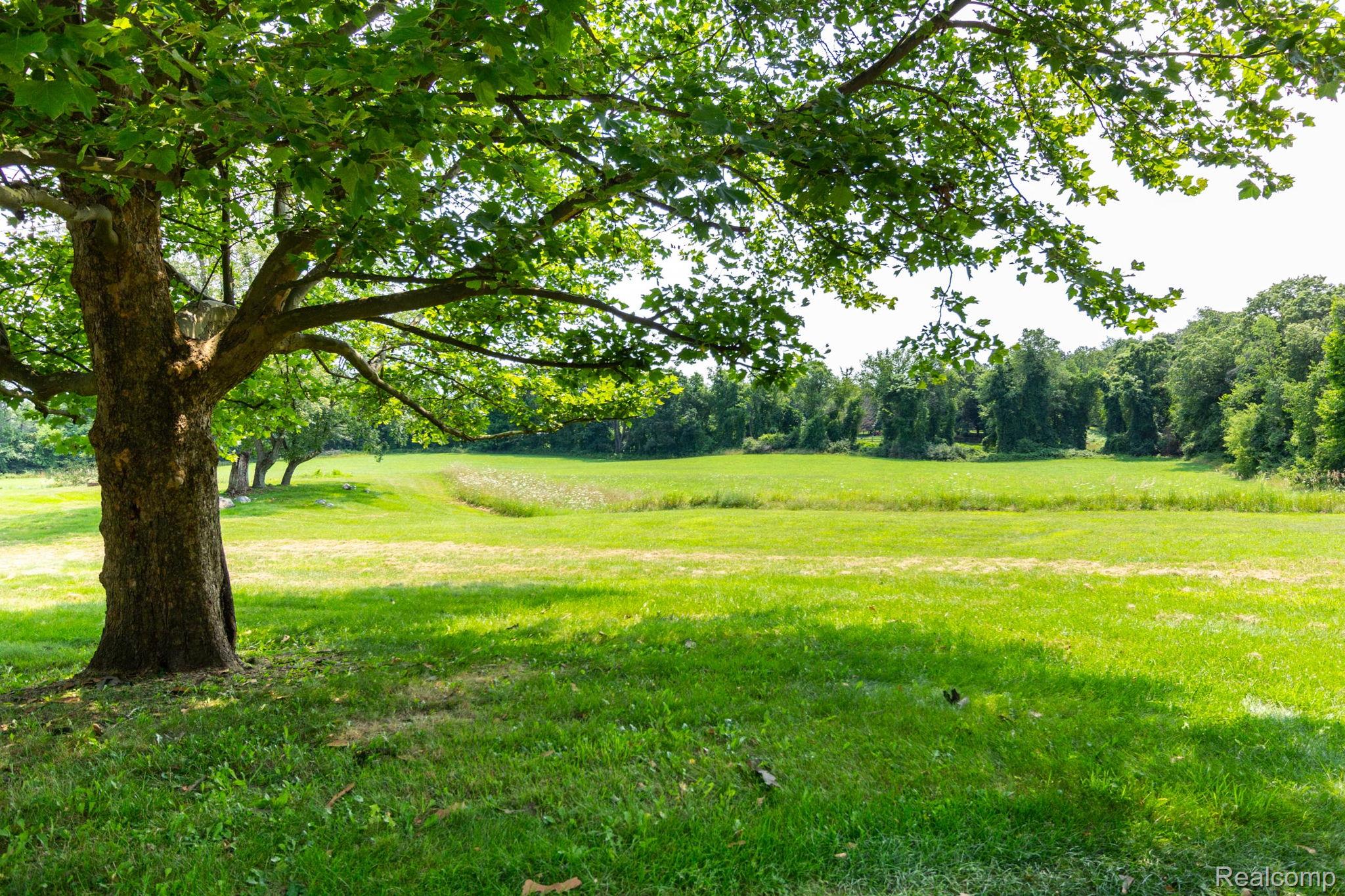 Oxford Charter Township, Michigan 48371, United States, 4 Bedrooms Bedrooms, ,2 BathroomsBathrooms,Residential,Active,190800