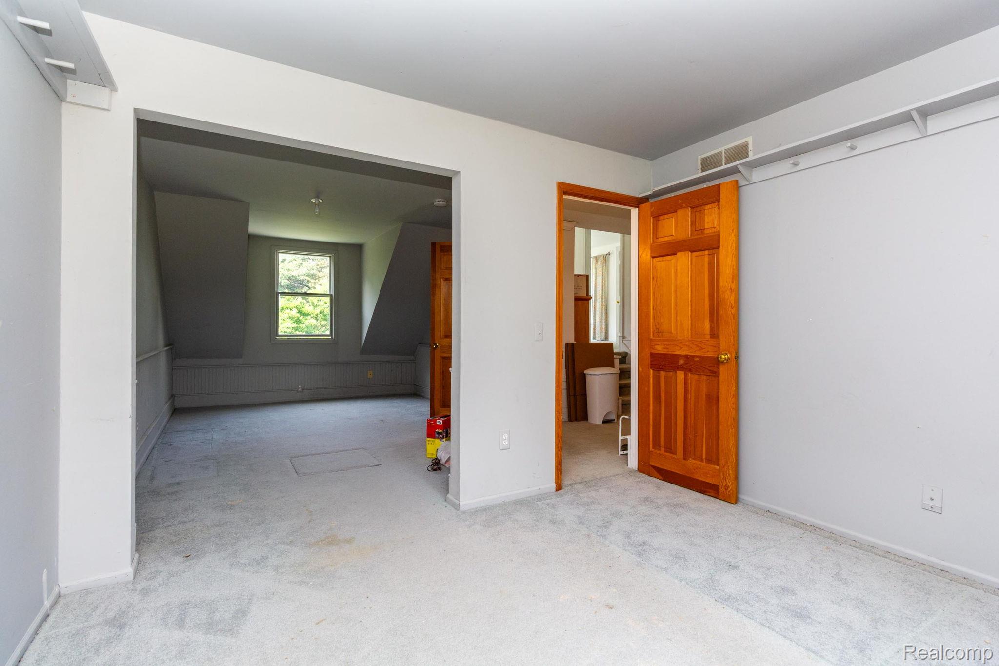 Oxford Charter Township, Michigan 48371, United States, 4 Bedrooms Bedrooms, ,2 BathroomsBathrooms,Residential,Active,190800