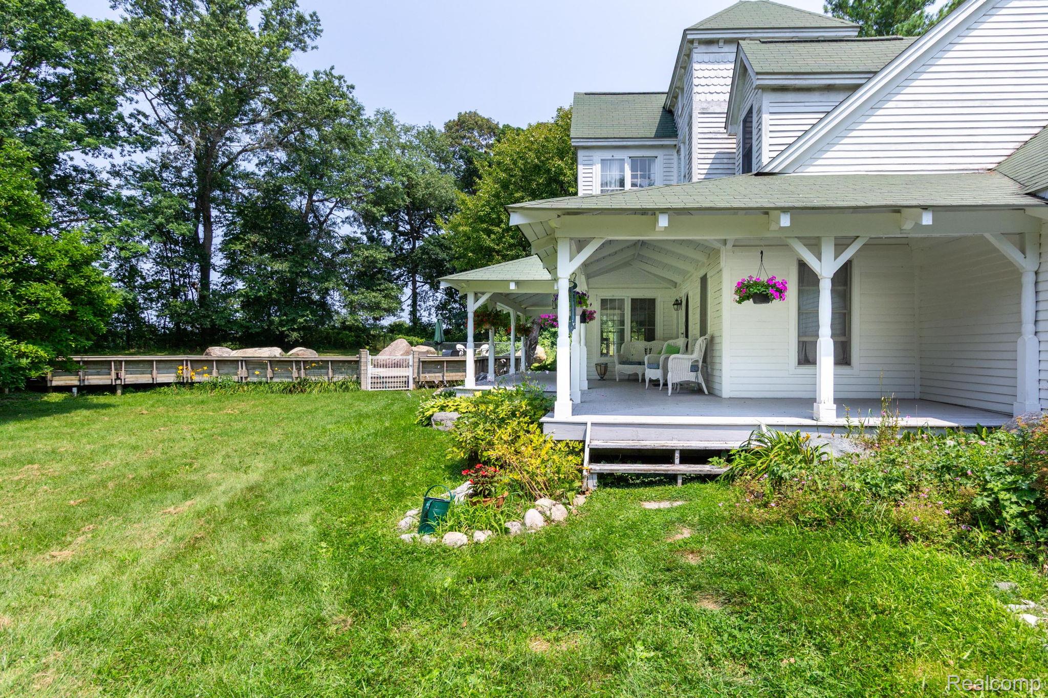 Oxford Charter Township, Michigan 48371, United States, 4 Bedrooms Bedrooms, ,2 BathroomsBathrooms,Residential,Active,190800