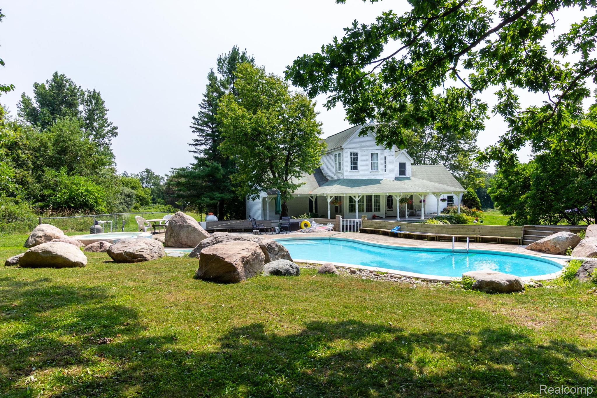 Oxford Charter Township, Michigan 48371, United States, 4 Bedrooms Bedrooms, ,2 BathroomsBathrooms,Residential,Active,190800