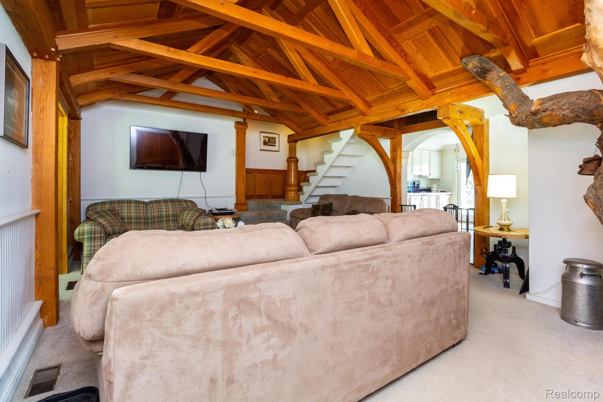 Oxford Charter Township, Michigan 48371, United States, 4 Bedrooms Bedrooms, ,2 BathroomsBathrooms,Residential,Active,190800