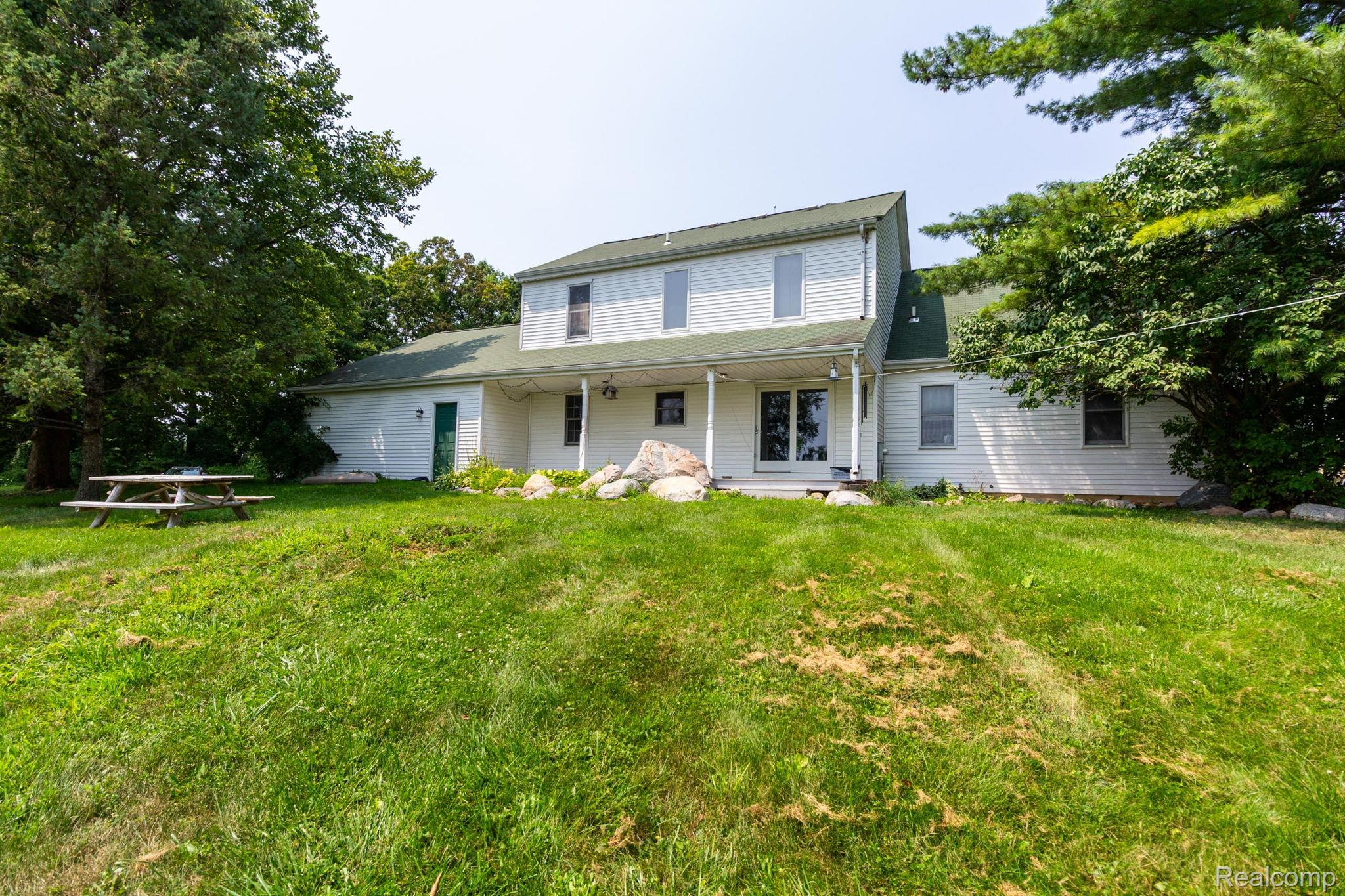 Oxford Charter Township, Michigan 48371, United States, 4 Bedrooms Bedrooms, ,2 BathroomsBathrooms,Residential,Active,190800