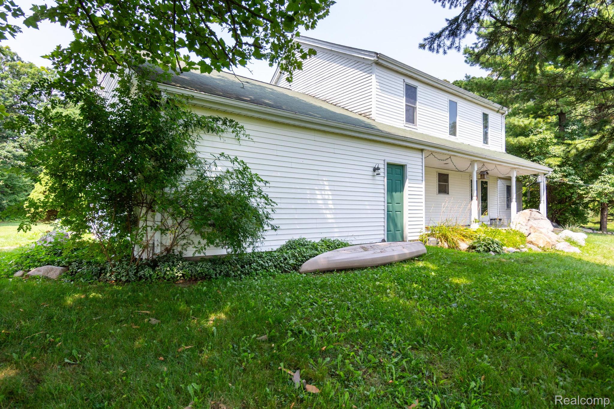 Oxford Charter Township, Michigan 48371, United States, 4 Bedrooms Bedrooms, ,2 BathroomsBathrooms,Residential,Active,190800