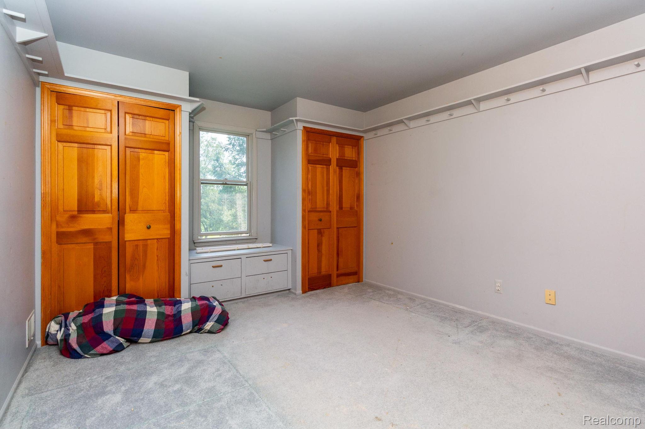 Oxford Charter Township, Michigan 48371, United States, 4 Bedrooms Bedrooms, ,2 BathroomsBathrooms,Residential,Active,190800