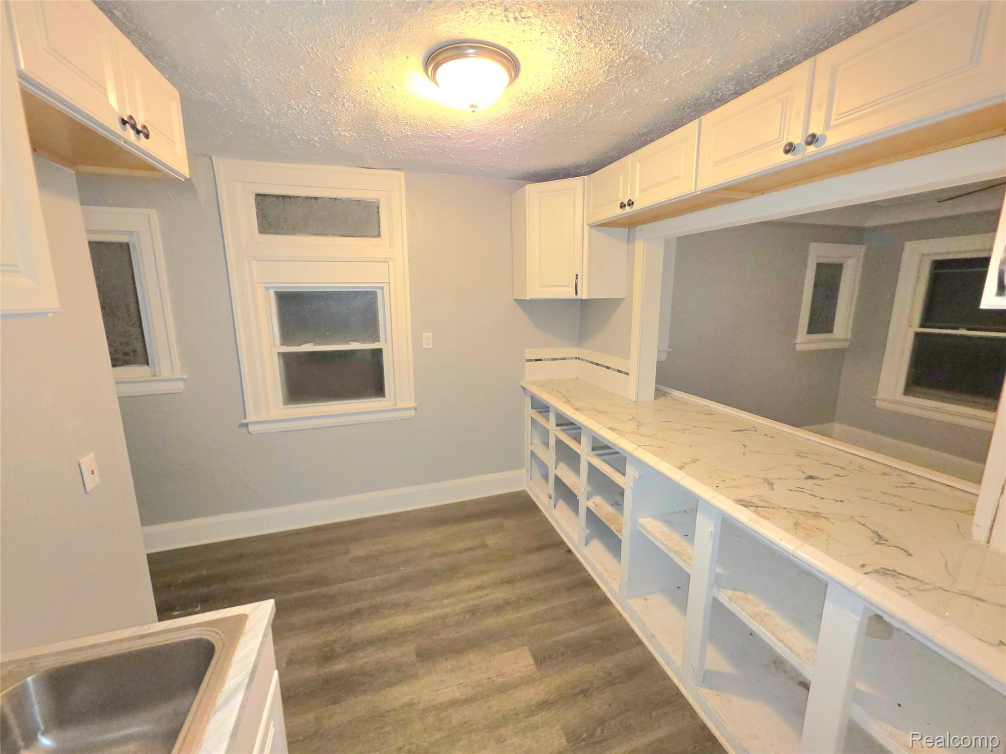 15384 Kentucky Street