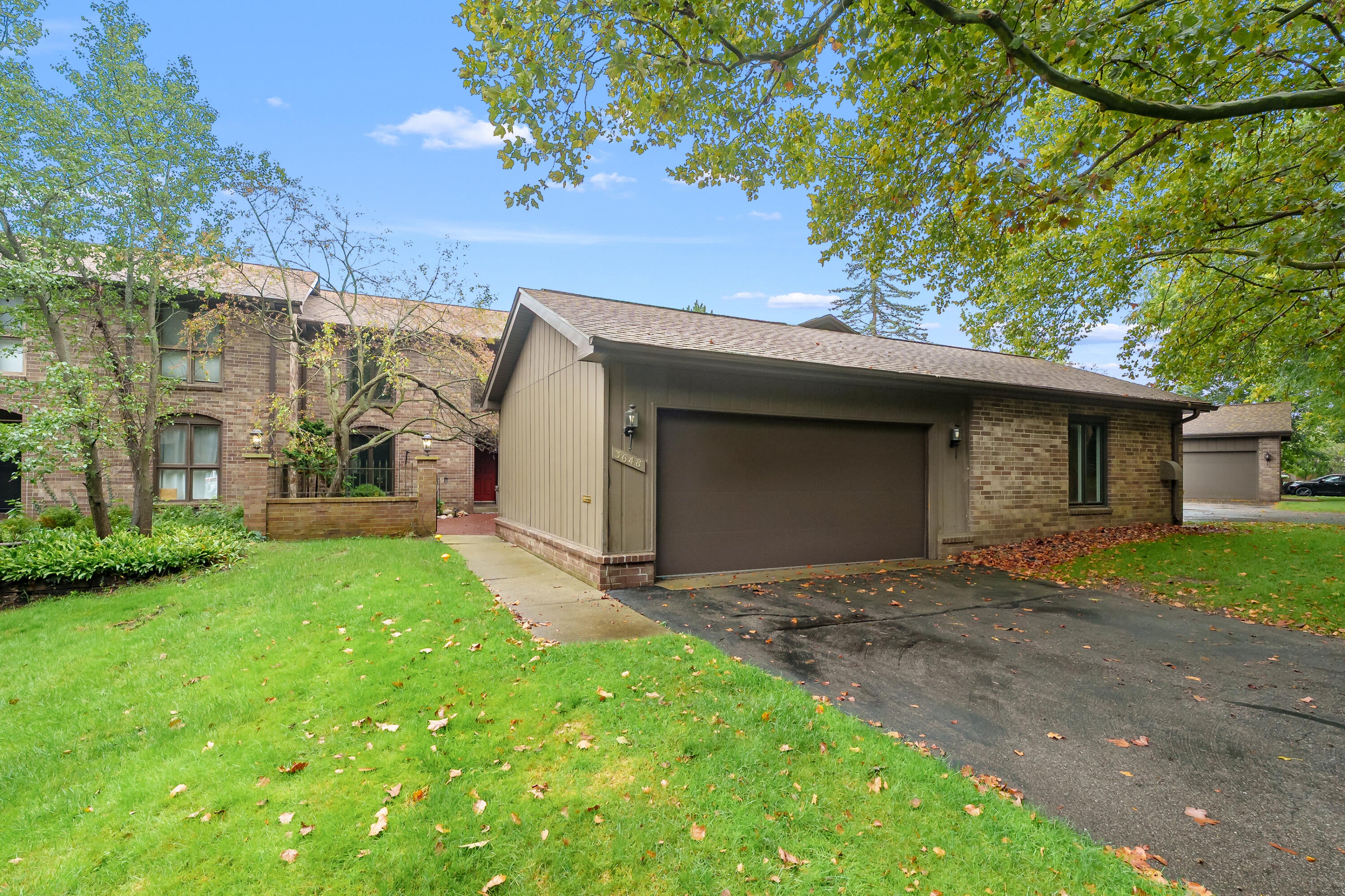 3648 Woodcliff Drive