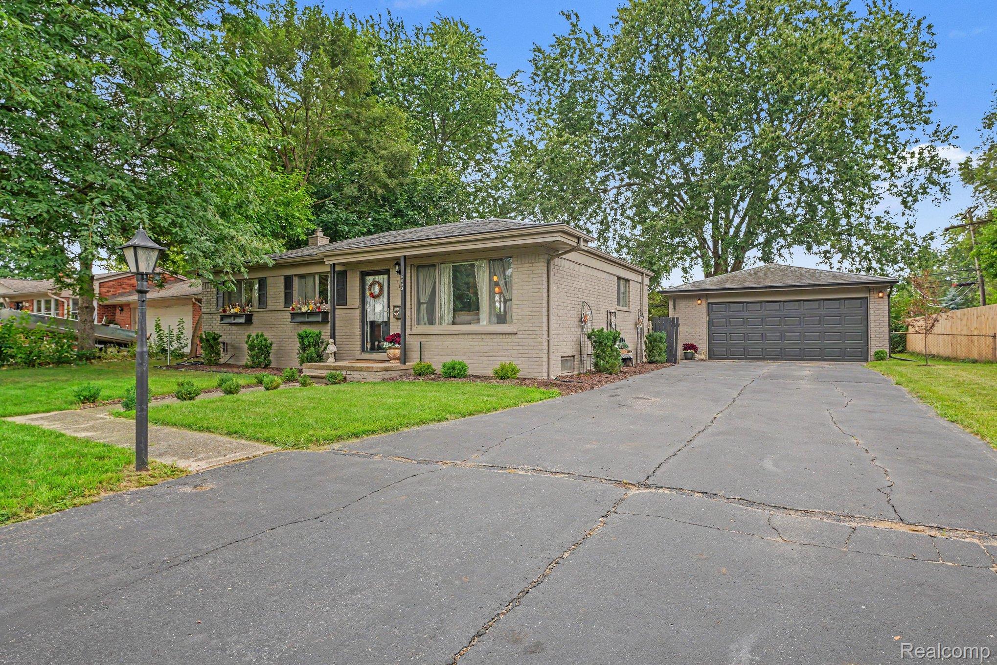 6063 Graper Drive