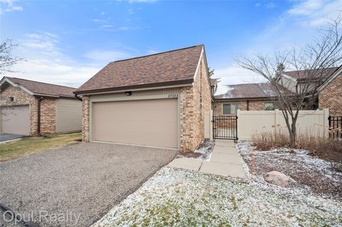 27323 Apple Blossom Lane Southfield City MI 48034