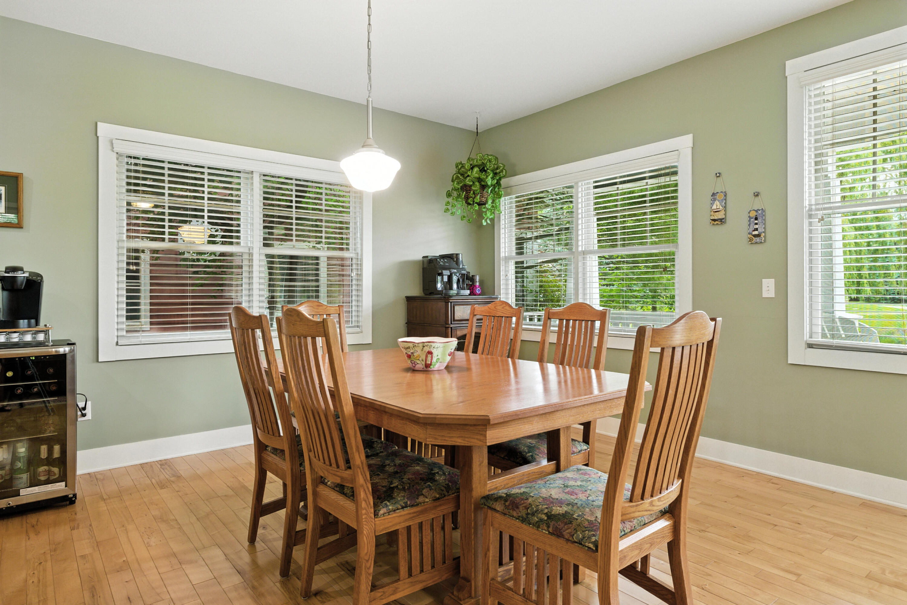 New Buffalo City, Michigan 49117, United States, 3 Bedrooms Bedrooms, ,3 BathroomsBathrooms,Residential,Active,160494