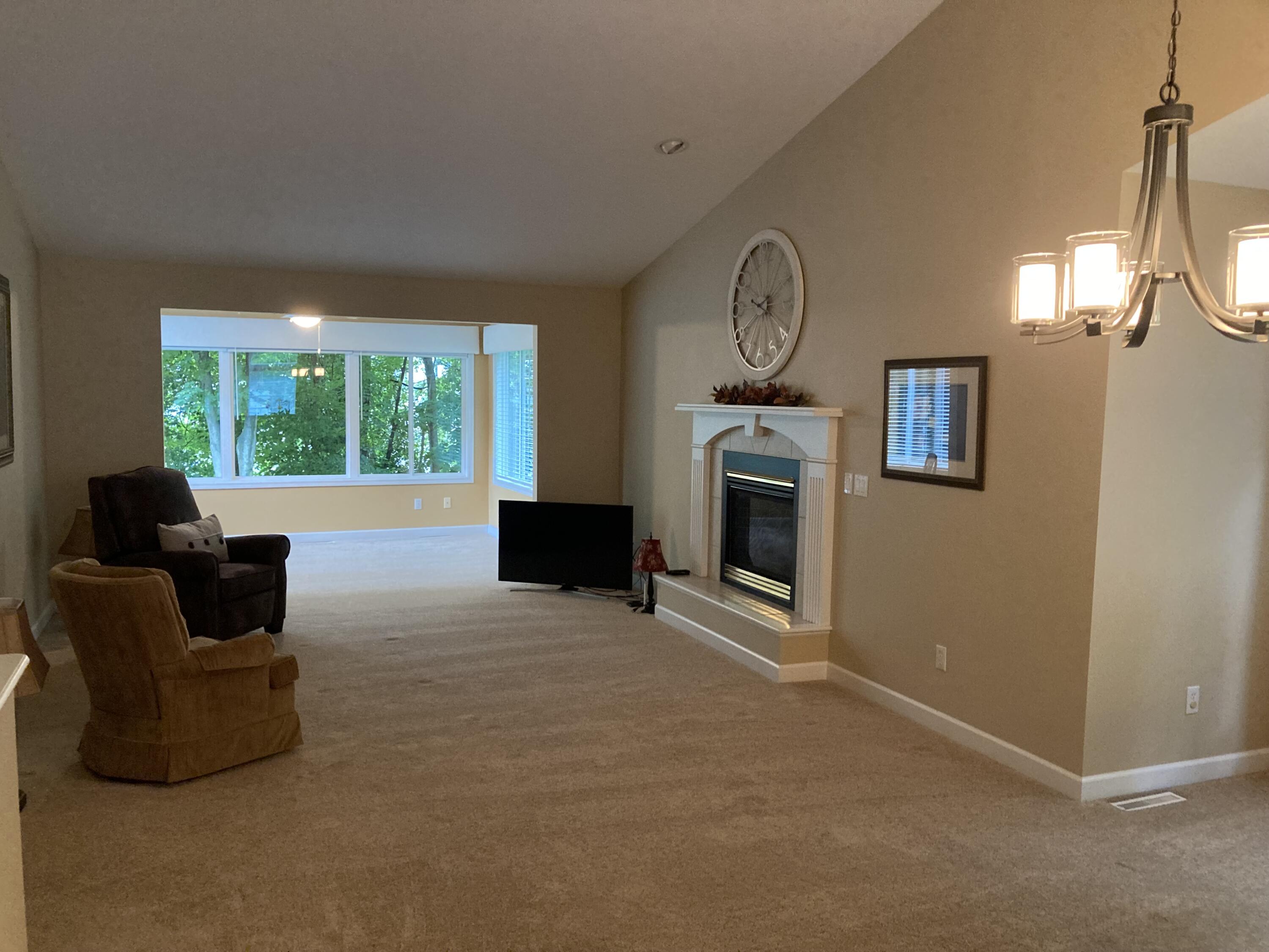 135 Rose Court