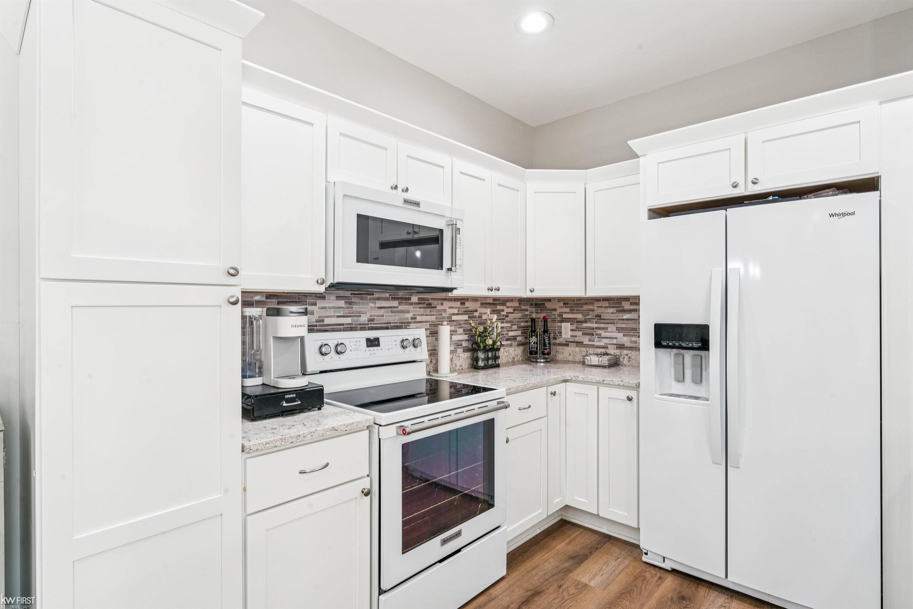 895 Watercress Lane