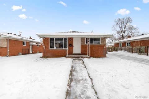 8932 Wormer Redford Charter Township MI 48239