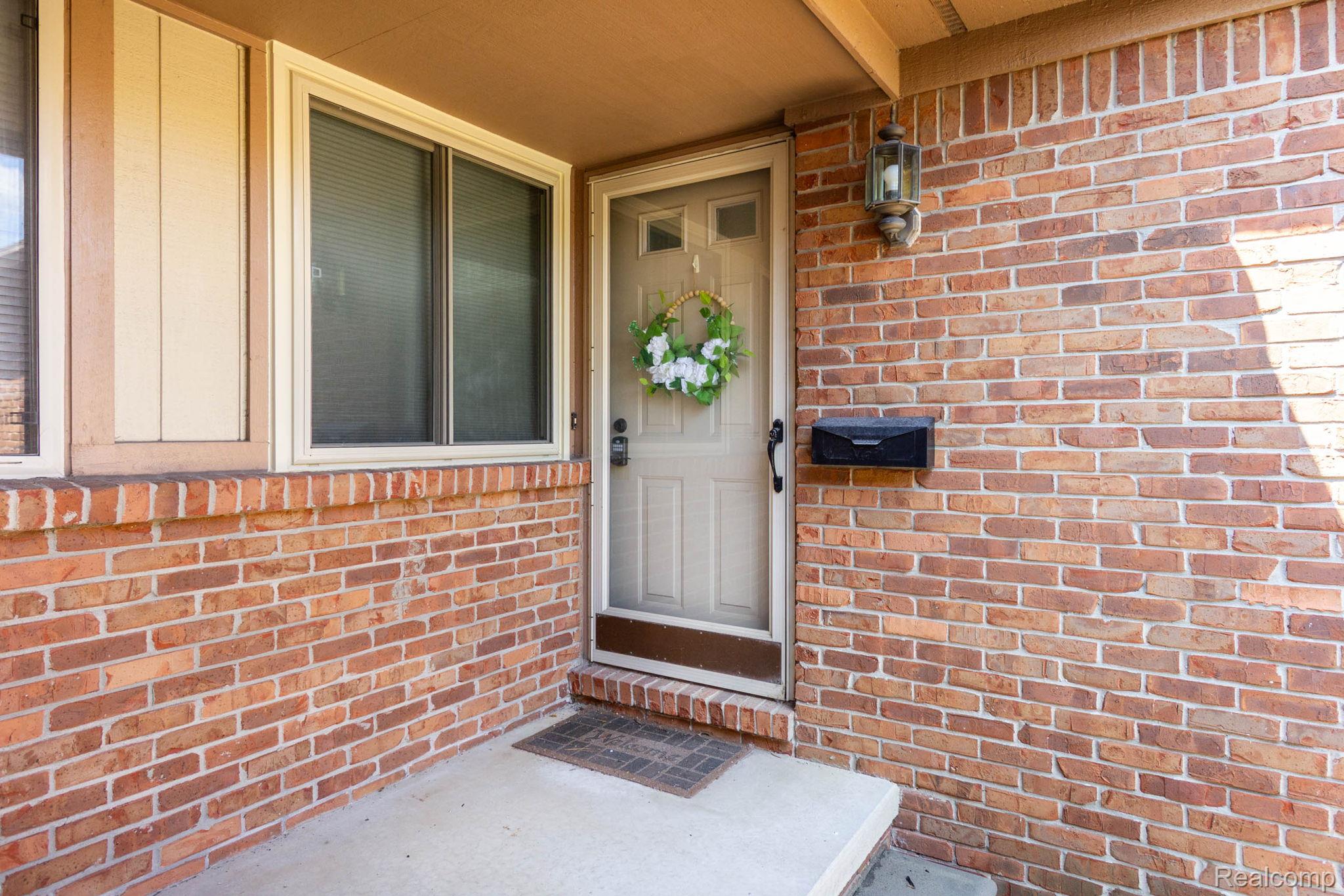 46910 Country Lane 12