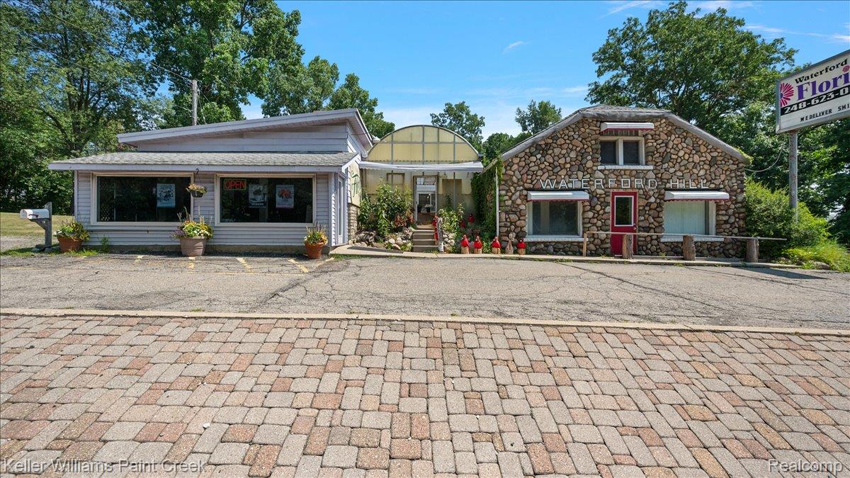 5992 Dixie Highway