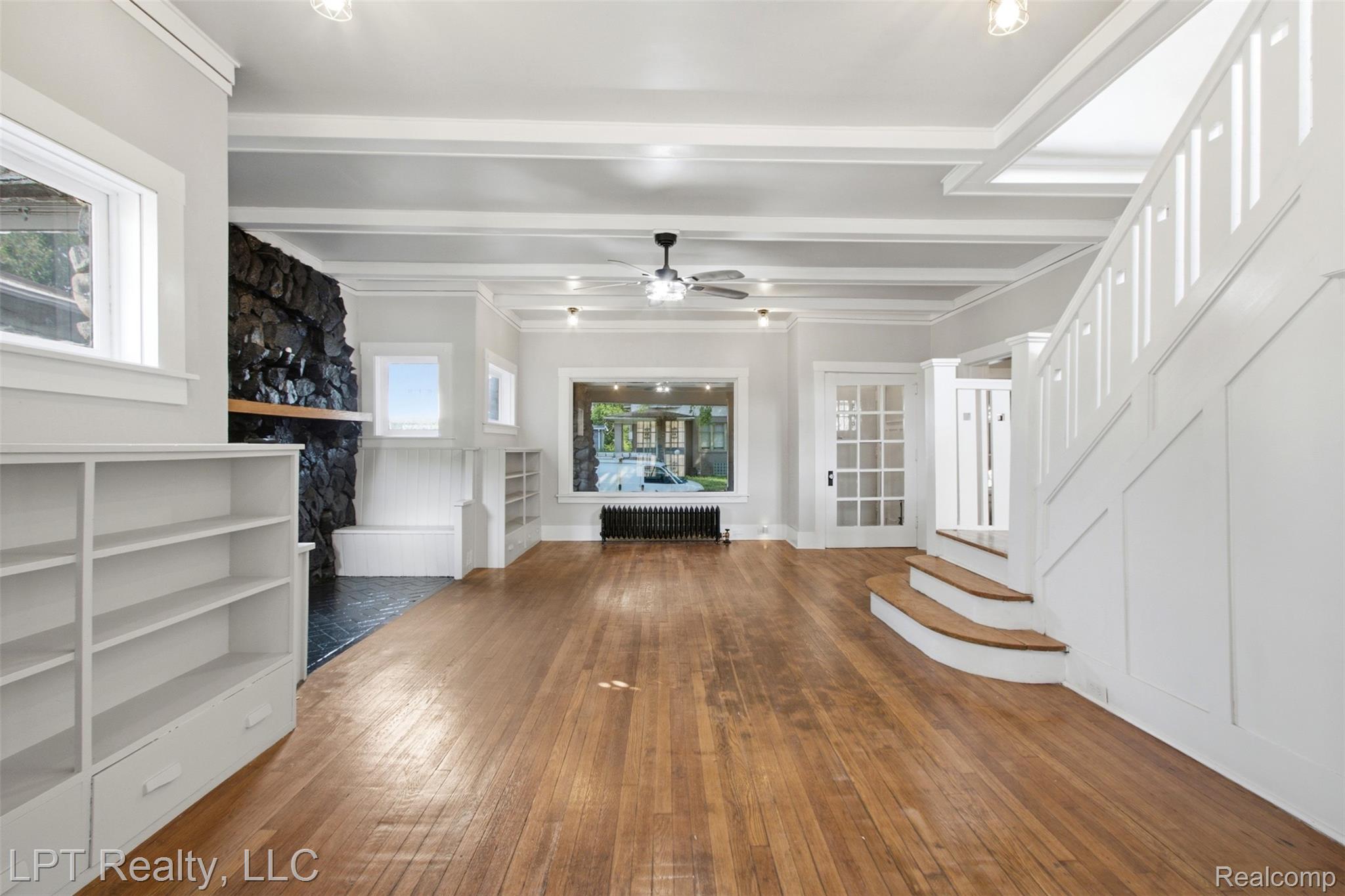 98 Massachusetts Street