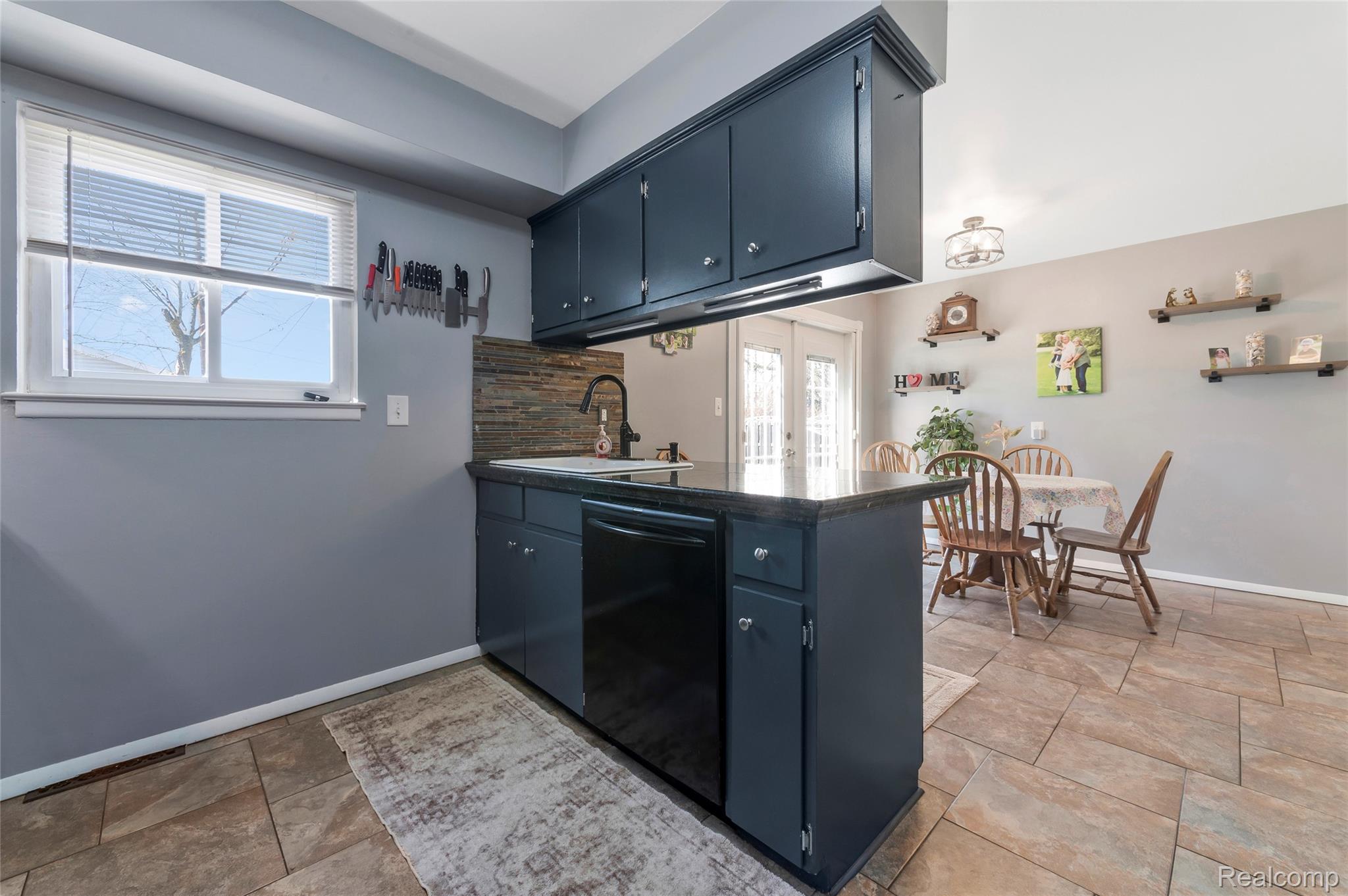 19227 Parkville Street