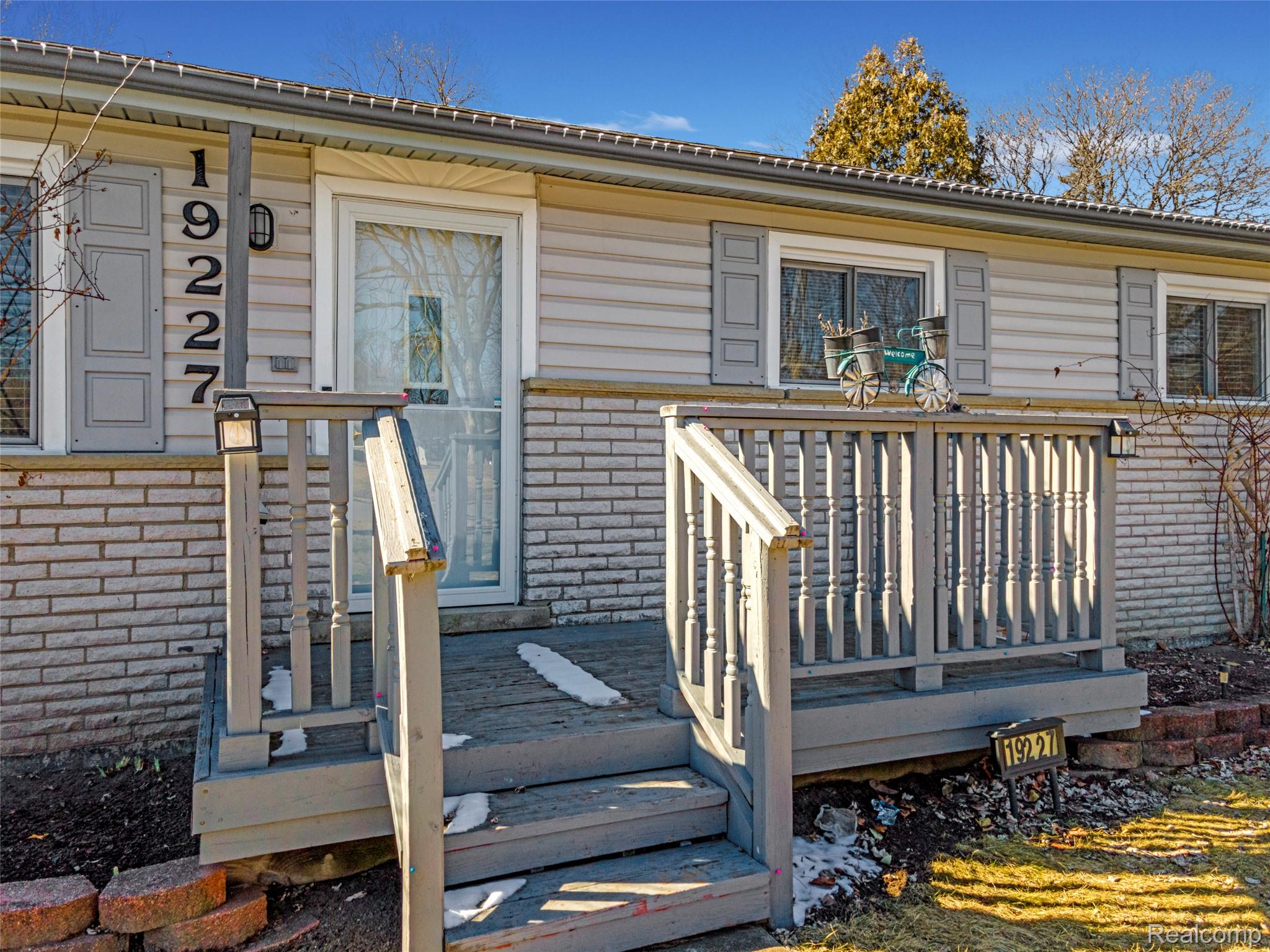 19227 Parkville Street