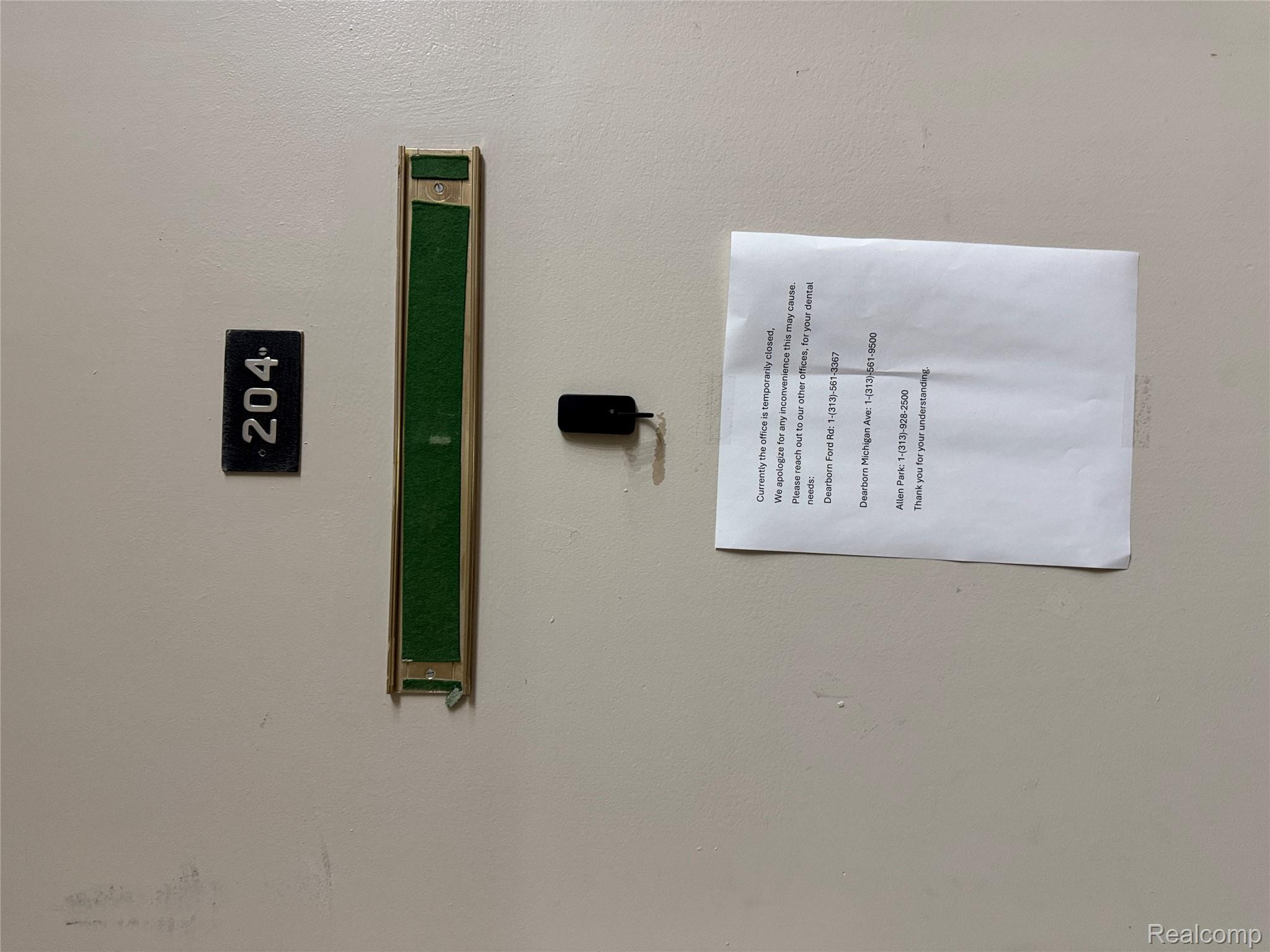 2021 Monroe Street 204-206