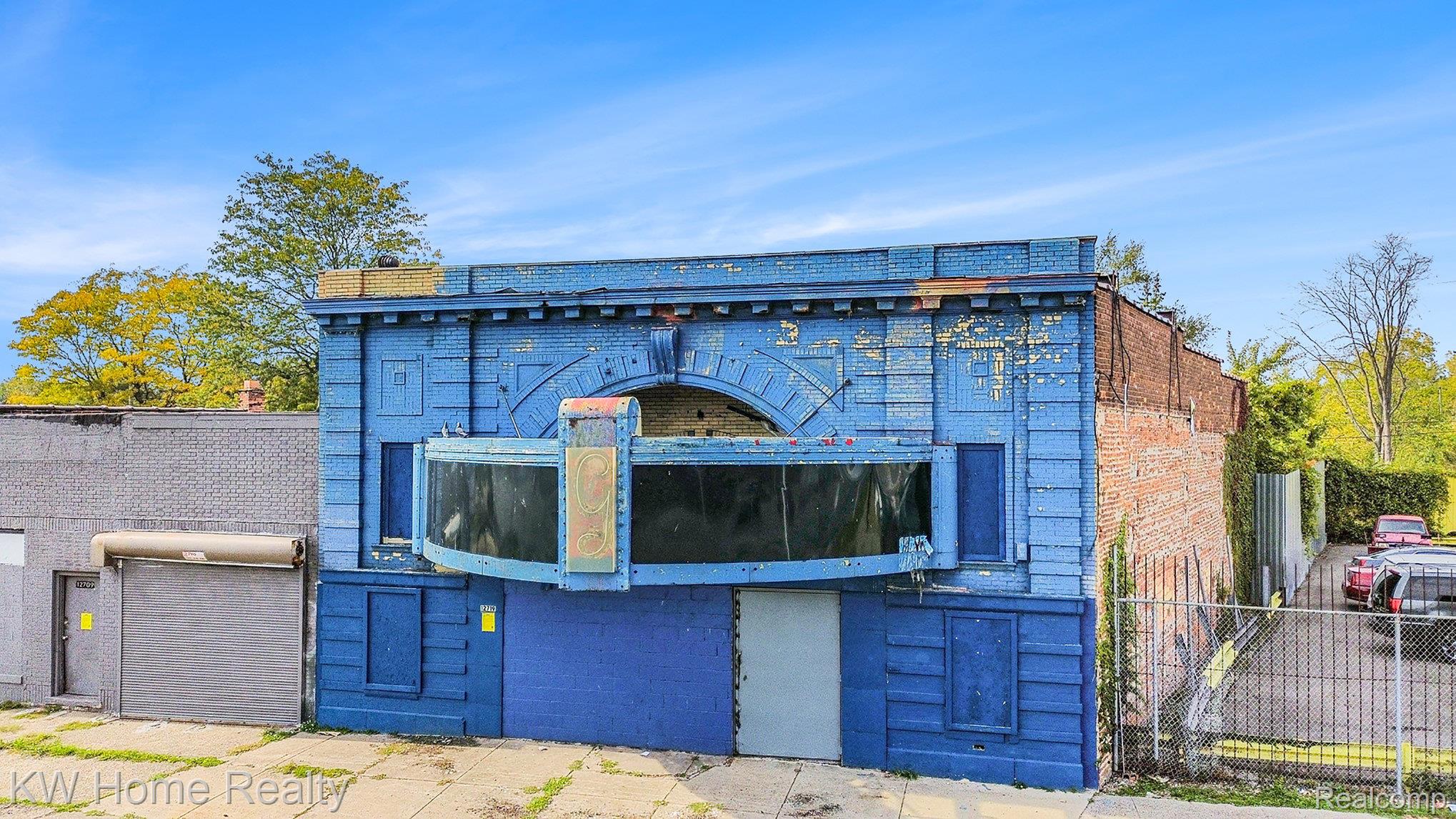 12719 GRATIOT Avenue