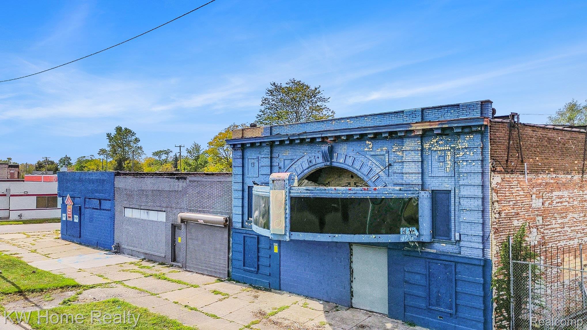 12719 GRATIOT Avenue