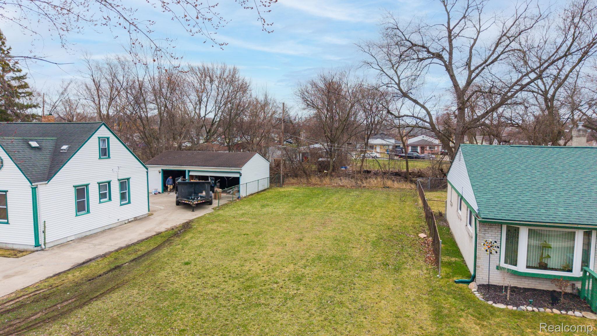 24045 Currier Street