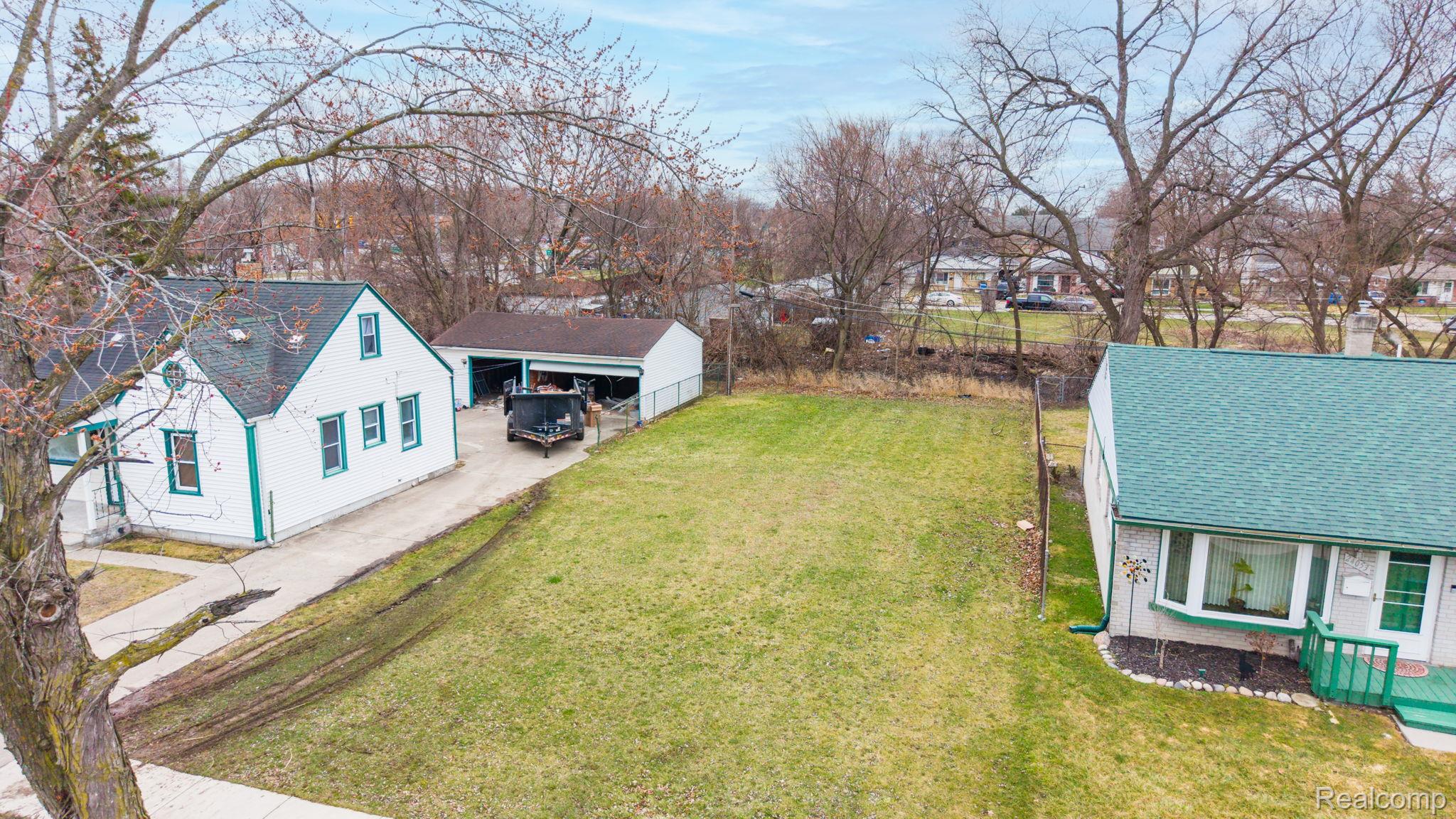 24045 Currier Street