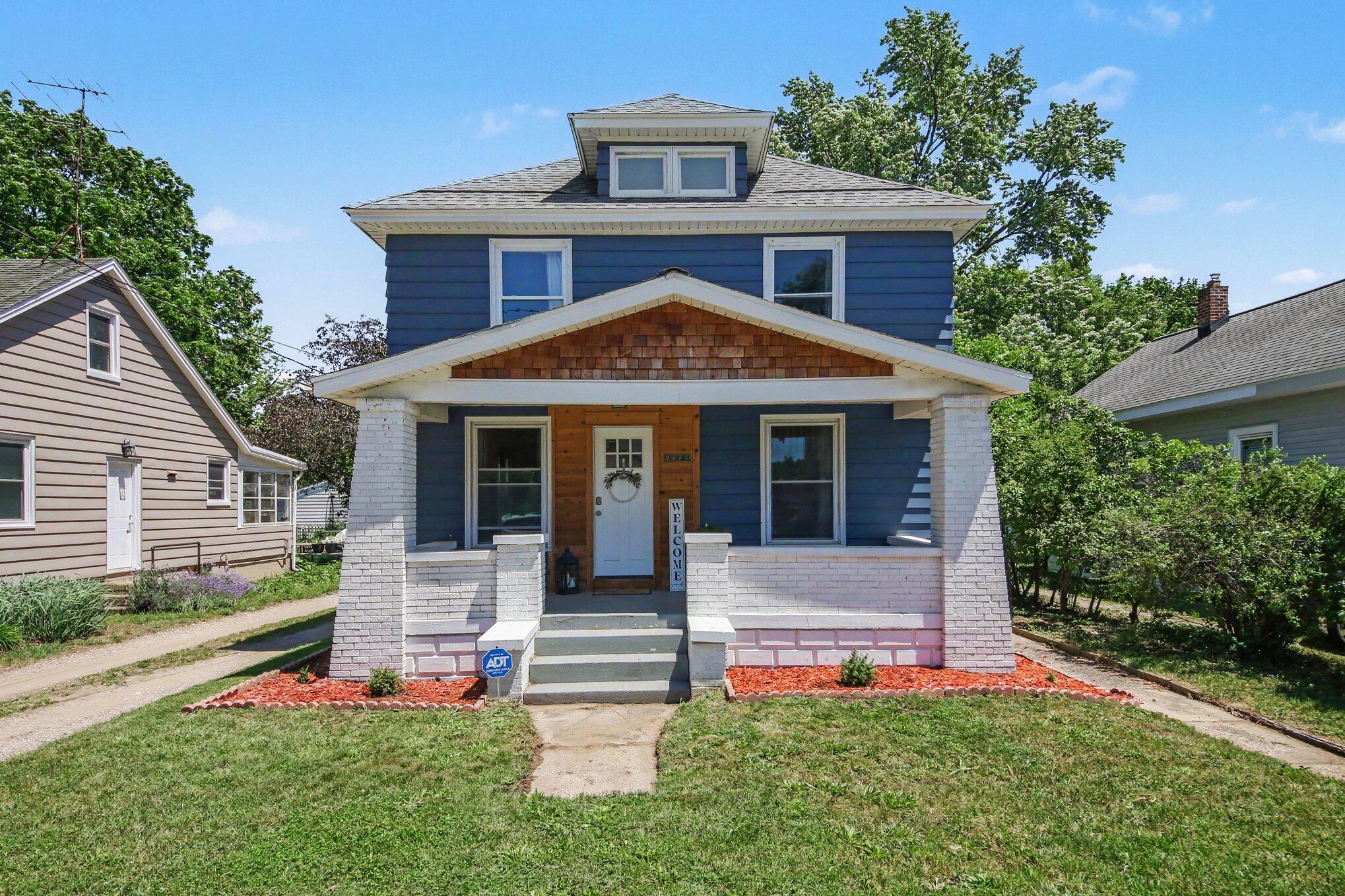 2446 Hufford Avenue NW