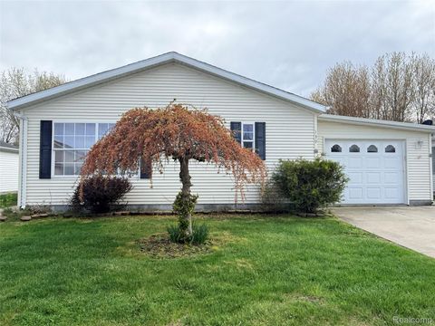 3211 Keewahdin Road 139 Fort Gratiot Charter Township MI 48059