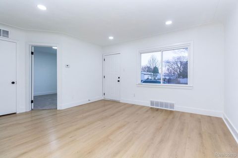 Tiny photo for 17322 Martin Road, Roseville City, MI 48066 (MLS # 20261020846)