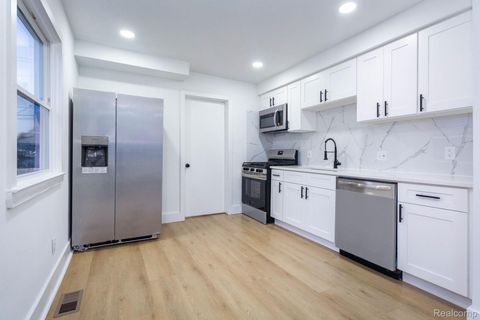 Tiny photo for 17322 Martin Road, Roseville City, MI 48066 (MLS # 20261020846)