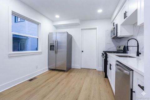 Tiny photo for 17322 Martin Road, Roseville City, MI 48066 (MLS # 20261020846)