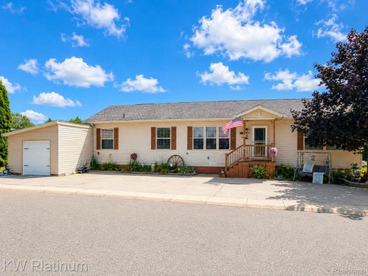 6196 GREEN LAKE CT, KIMBALL, MI 48074 - Image ff9862e62dc3abc5163ecfe3902ee837/3554812640