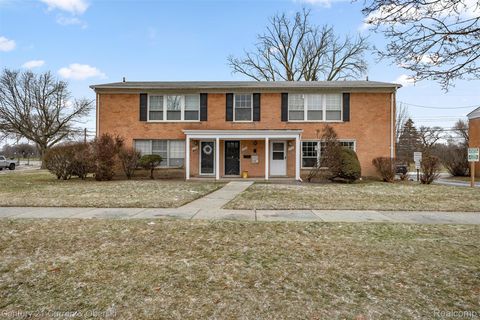 2714 W 13 Mile Road Royal Oak City MI 48073