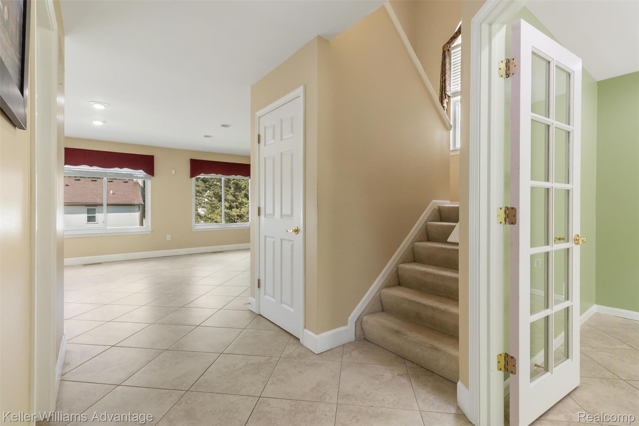 1249 Glenwood Court