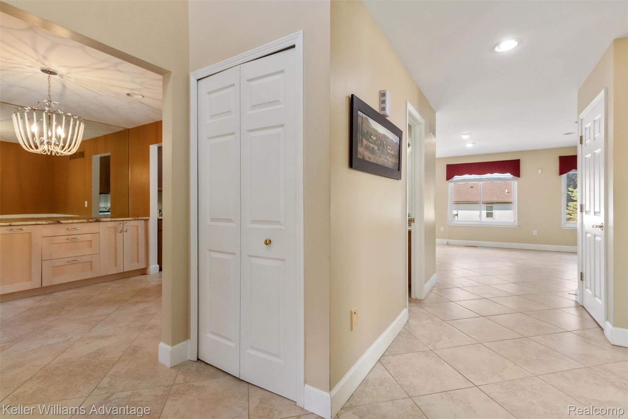 1249 Glenwood Court