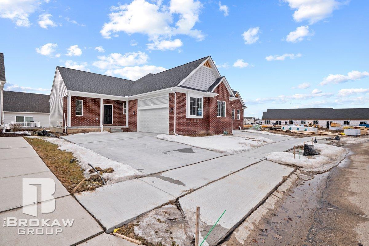 1421 Luxington Drive
