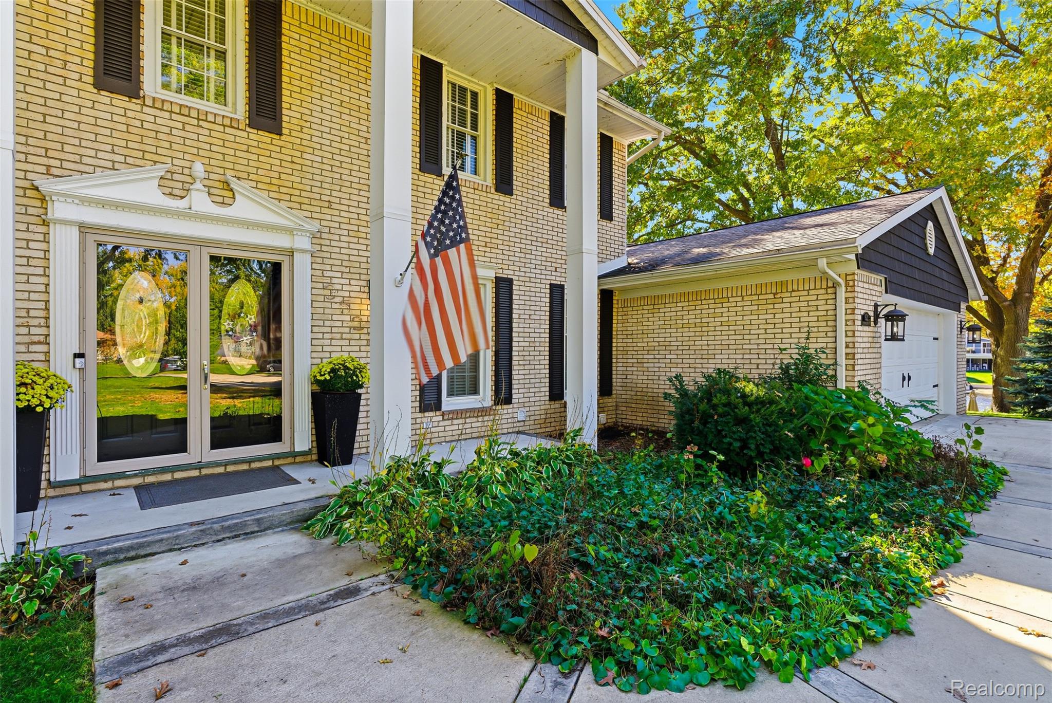 9521 Steephollow Drive