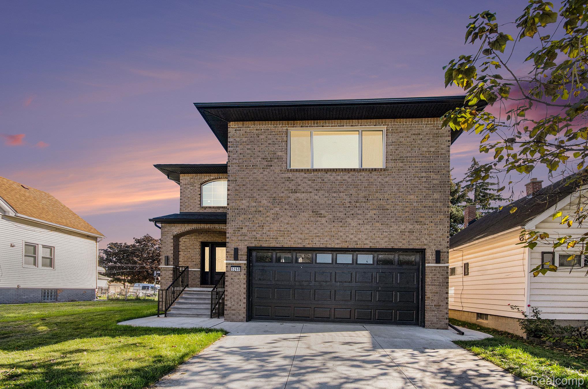 5268 Hartwell Street