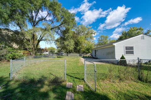 Tiny photo for 6031 Rutherford Avenue, Meridian Charter Township, MI 48823 (MLS # 55025052562)