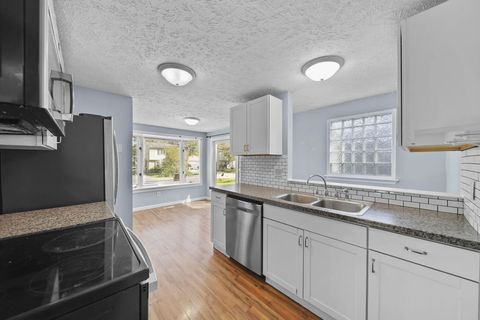 Tiny photo for 6031 Rutherford Avenue, Meridian Charter Township, MI 48823 (MLS # 55025052562)