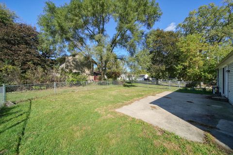 Tiny photo for 6031 Rutherford Avenue, Meridian Charter Township, MI 48823 (MLS # 55025052562)